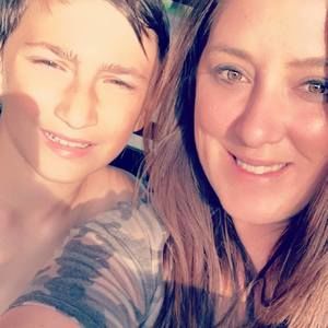 Meet your Posher, Lara